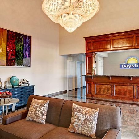 Days Inn & Suites By Wyndham Houston North - Spring Eksteriør billede