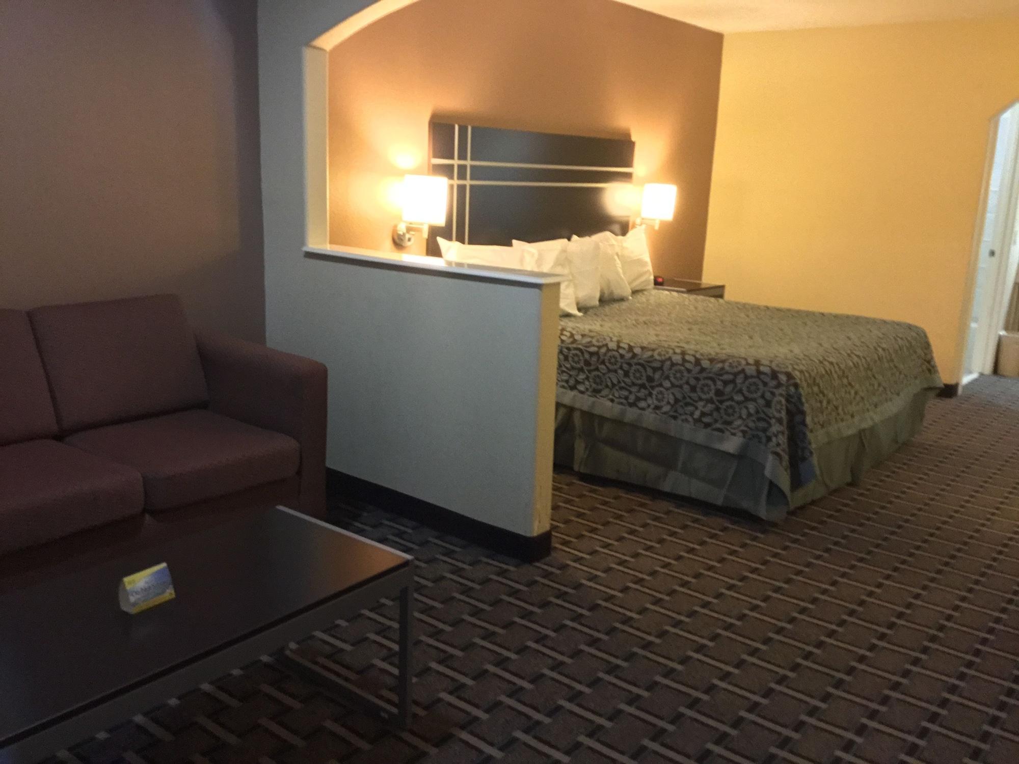 Days Inn & Suites By Wyndham Houston North - Spring Eksteriør billede