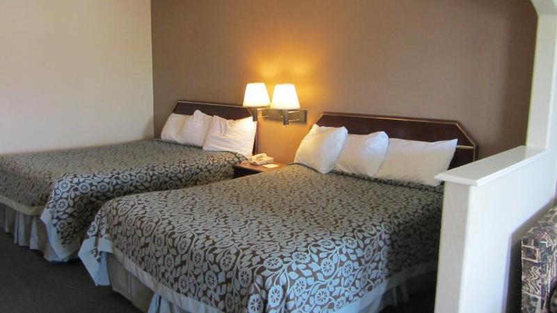 Days Inn & Suites By Wyndham Houston North - Spring Eksteriør billede
